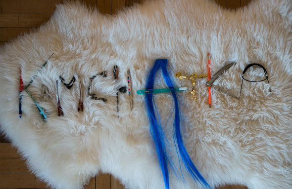 Anna Galtarossa, Kamchatka’16, materiali vari su pelliccia, courtesy dell’artista